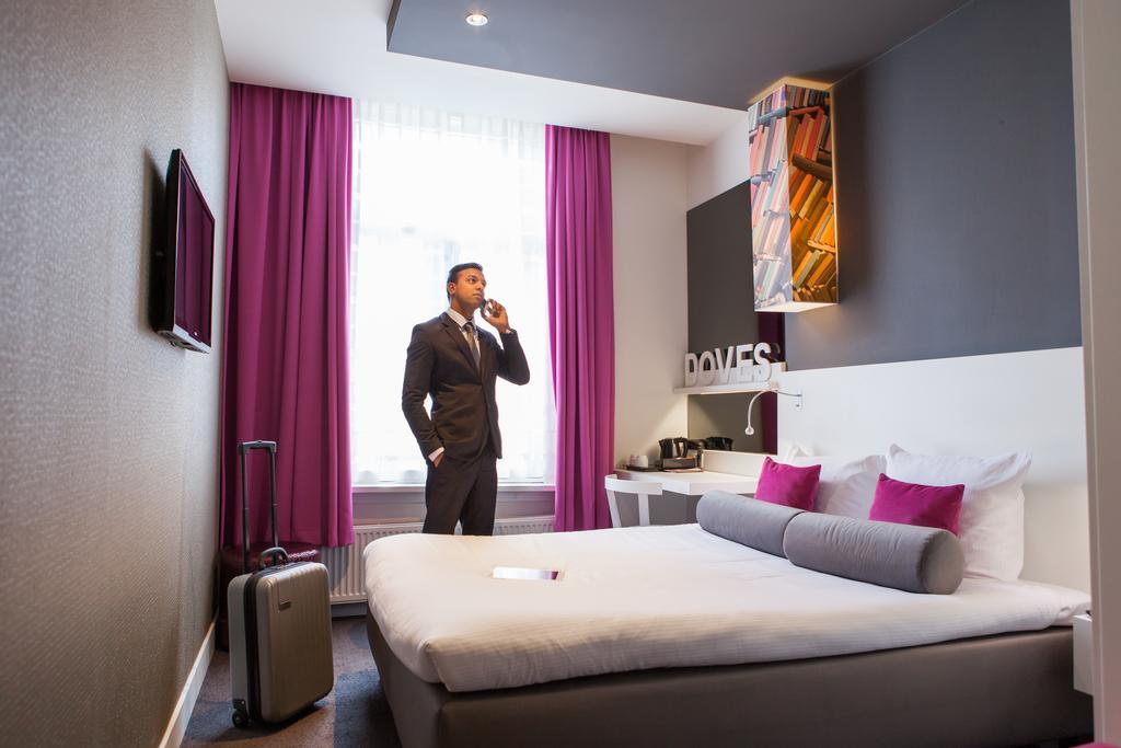 Ibis Styles Amsterdam Amstel Hotel Room photo